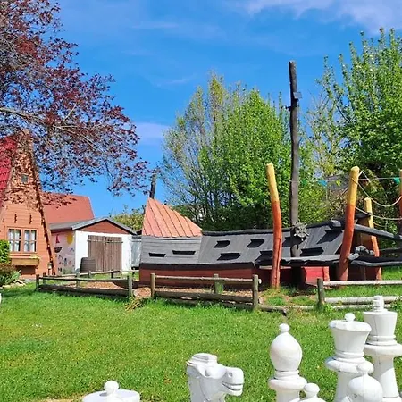 Schullandheim Burk Nahe Der Talsperre - Dachkammer Deluxe Bautzen